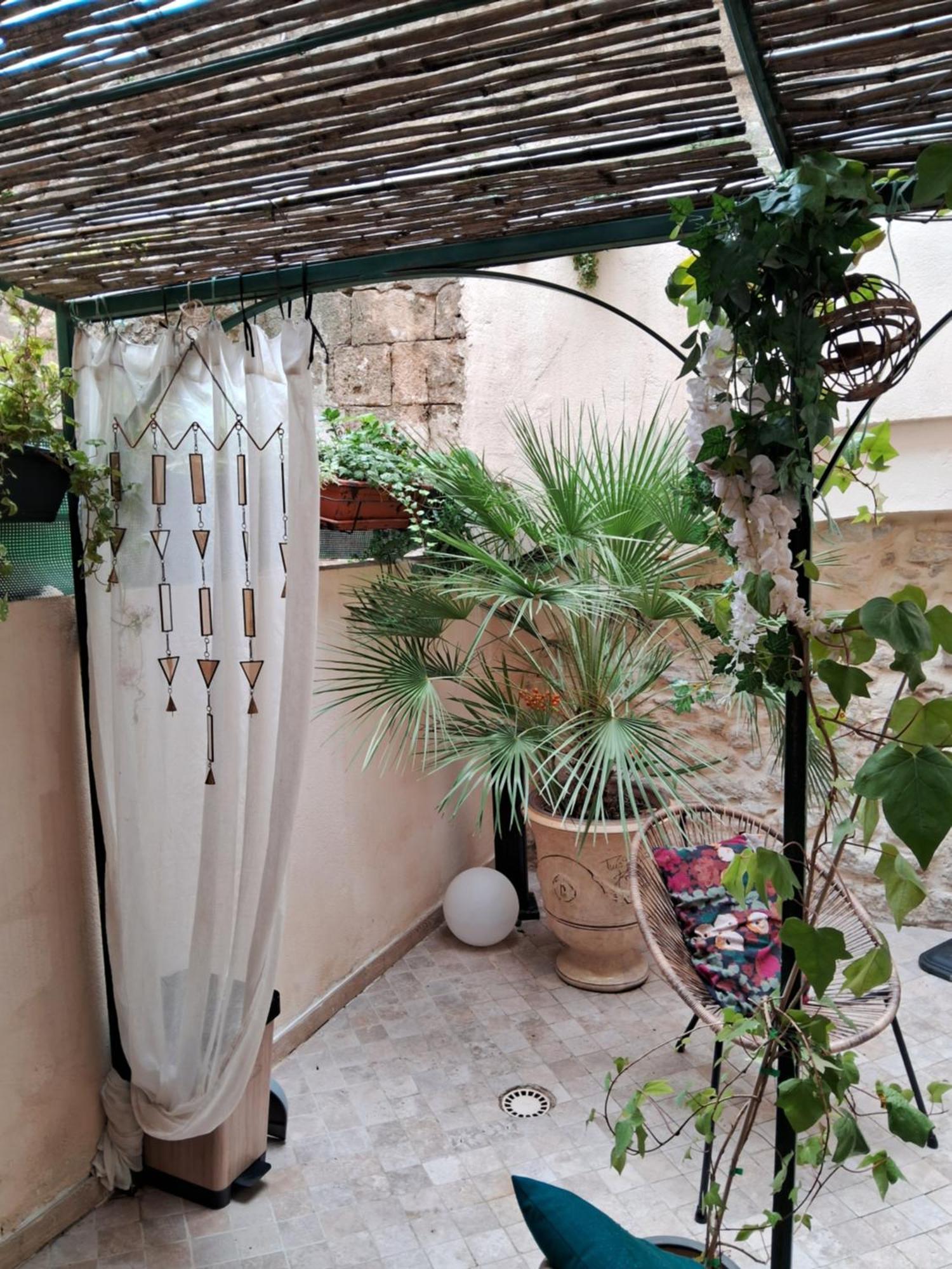 Le Clos Du Rouet Tarascon Buitenkant foto