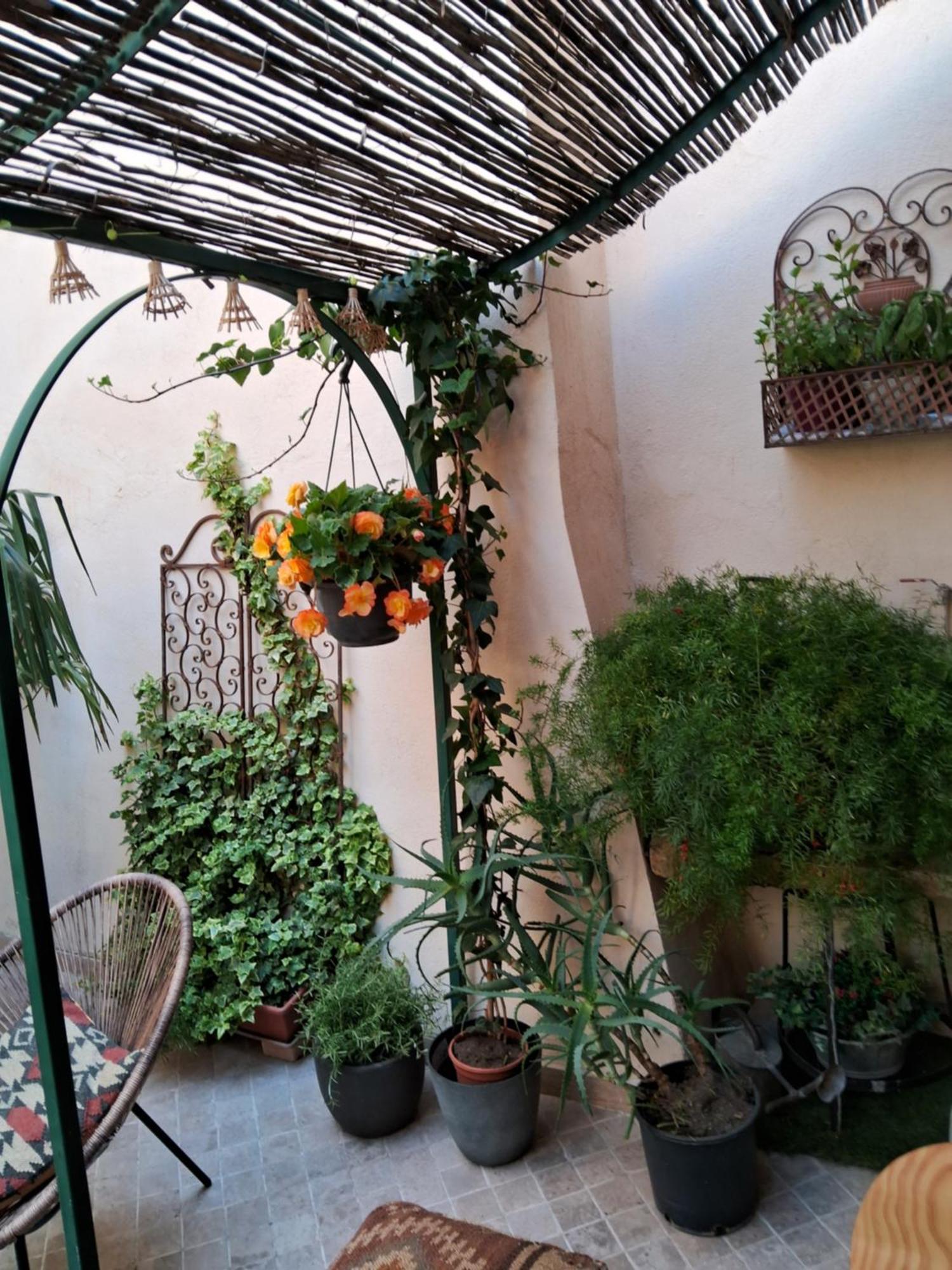 Le Clos Du Rouet Tarascon Buitenkant foto